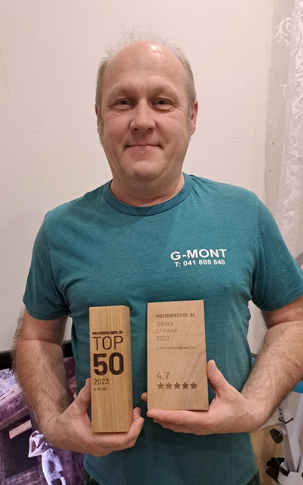 Goran Bobičanec, lastnik podjetja G-Mont, z nagradama Izbor strank in Top 50 2023 Primerjam.si.